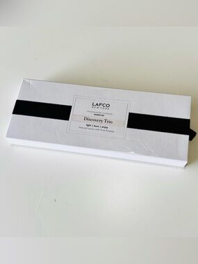 LAFCO Glossy Thick White Gift Box w Black Ribbon